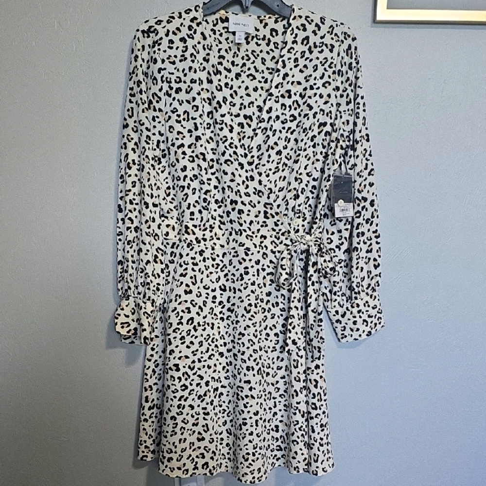 Nine West Black and White Leopard Long Sleeve Wrap Dress